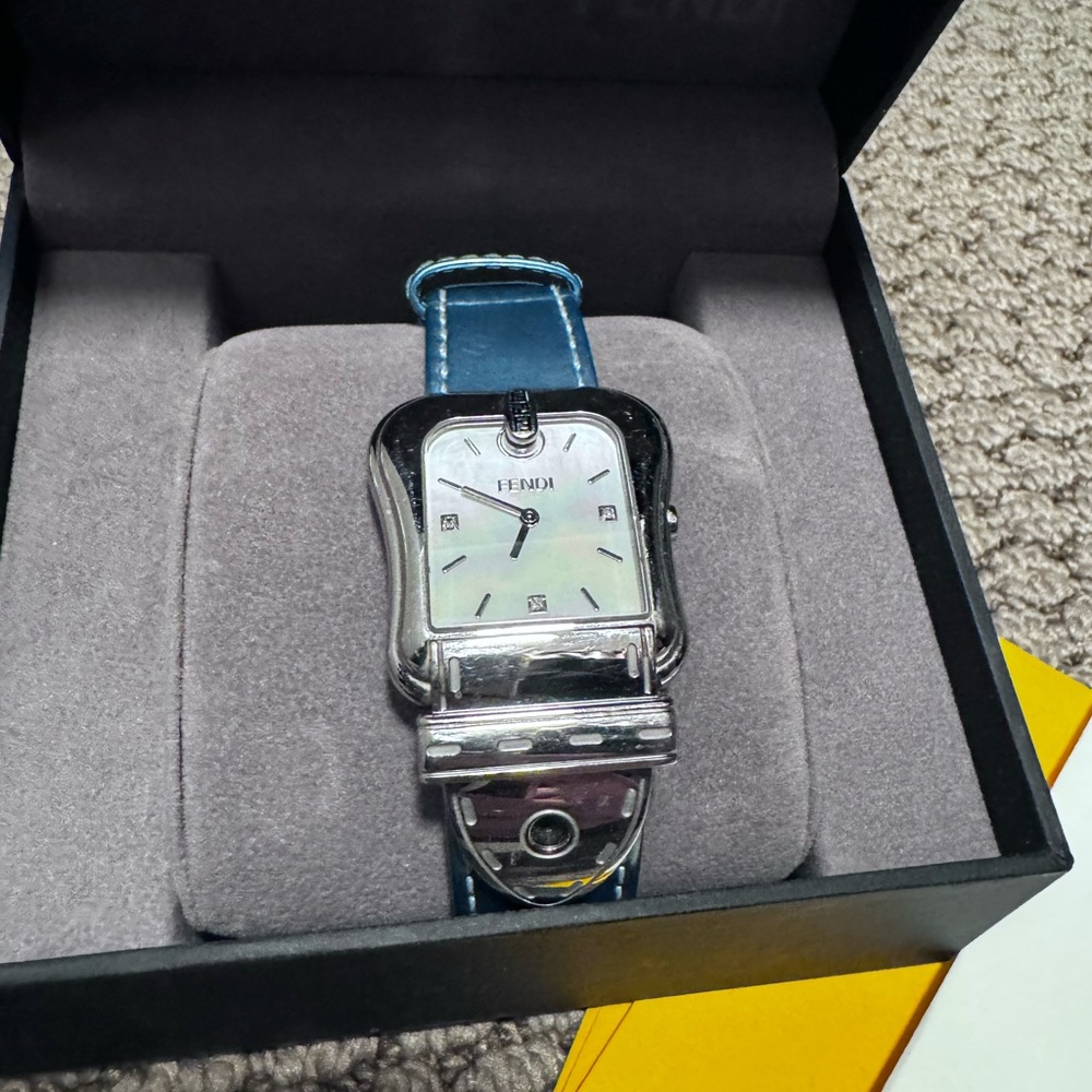 COPY - Fendi nappa leather watch